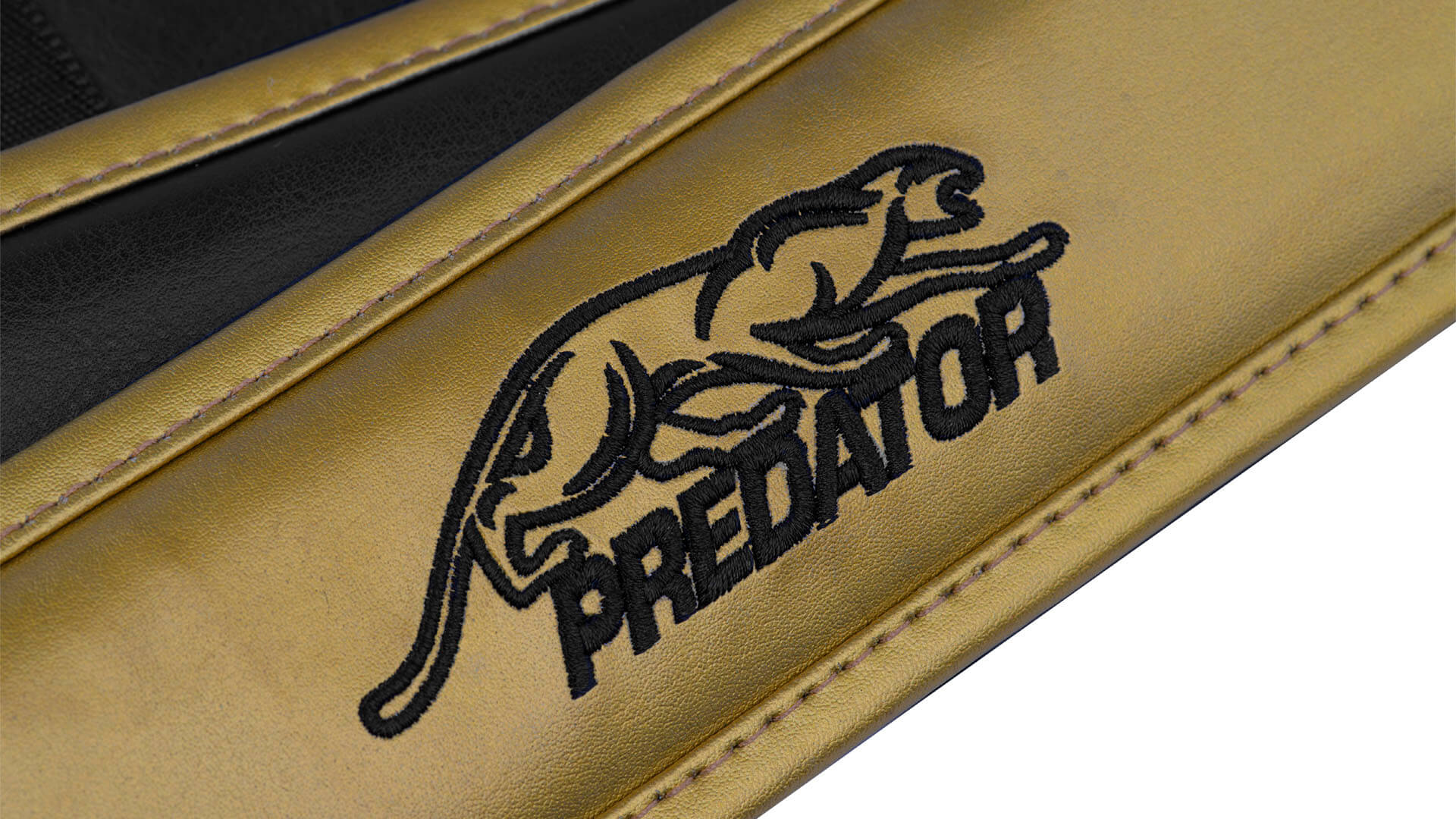Predator ROADLINE soft case 4/8 30th Anniversary Black/Gold - Image 7